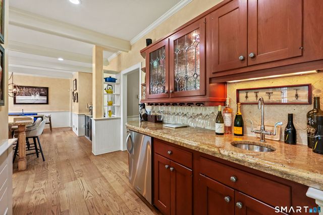 207 Great Pond Road, Simsbury, CT 06070