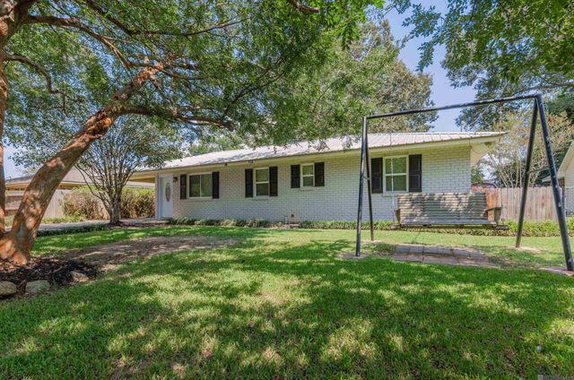 30698 Ranchero Ave, Denham Springs, LA 70726