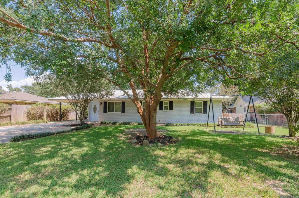 30698 Ranchero Ave, Denham Springs, LA 70726