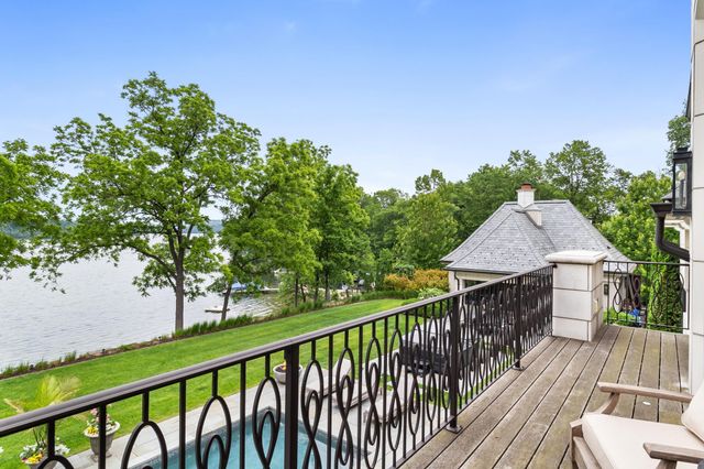 4750 Baycliffe Drive, Excelsior, MN 55331