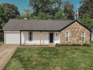 5724 JARDIN PL, Memphis, TN 38141