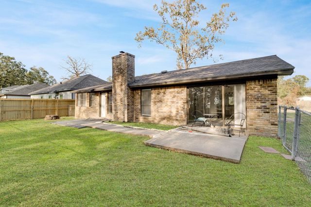 426 Candlelight Lane, Livingston, TX 77351