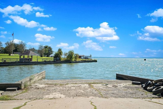 426 Candlelight Lane, Livingston, TX 77351