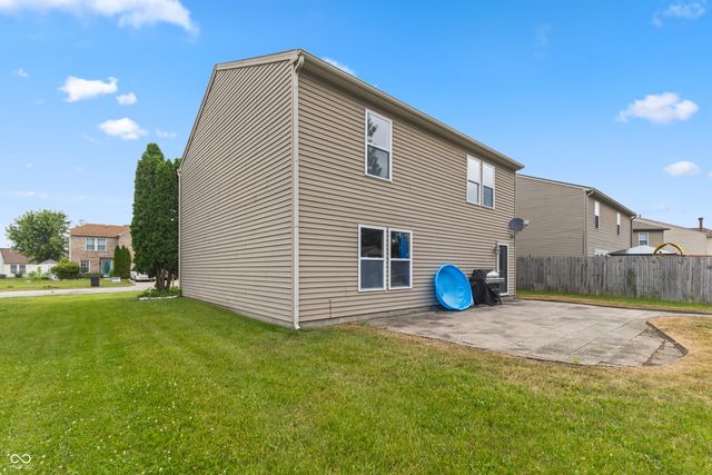 759 Harvest Meadow Way, Whiteland, IN 46184