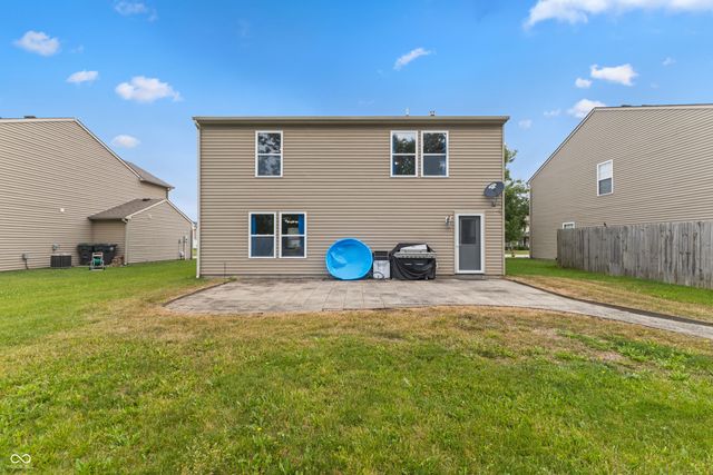 759 Harvest Meadow Way, Whiteland, IN 46184