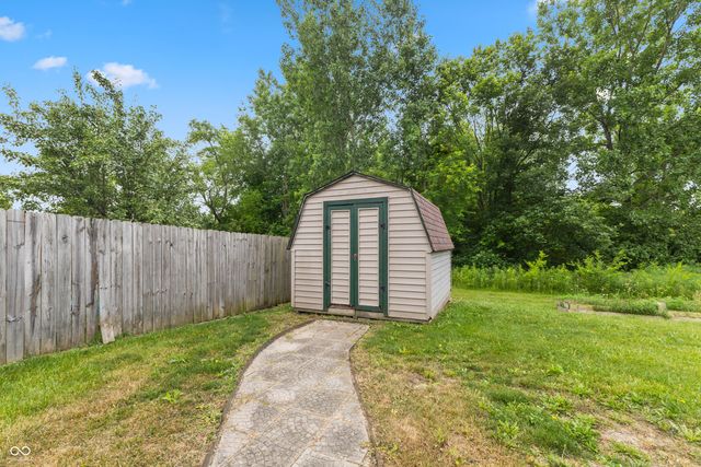 759 Harvest Meadow Way, Whiteland, IN 46184