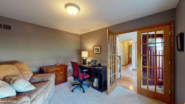 32134 Persimmon Lane, Chesterfield, MI 48047