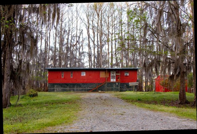 535 Jackson Arm Rd., Karnack, TX 75661