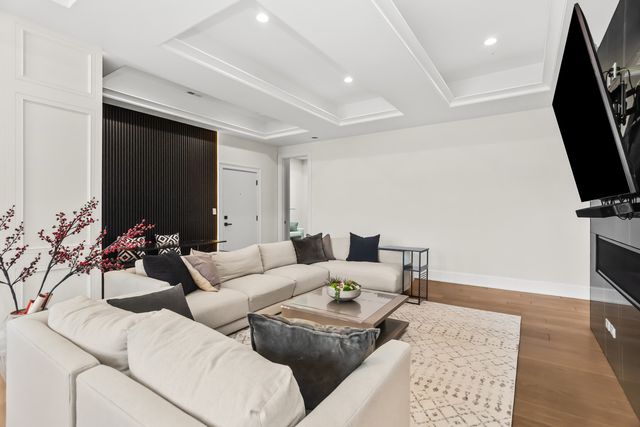 1425 W Fullerton Avenue 3N, Chicago, IL 60614