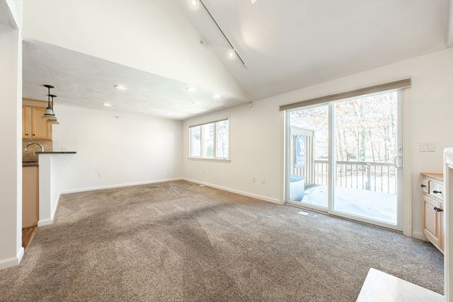 94 Pine Hill 94, Mashpee, MA 02649