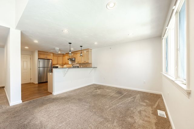 94 Pine Hill 94, Mashpee, MA 02649