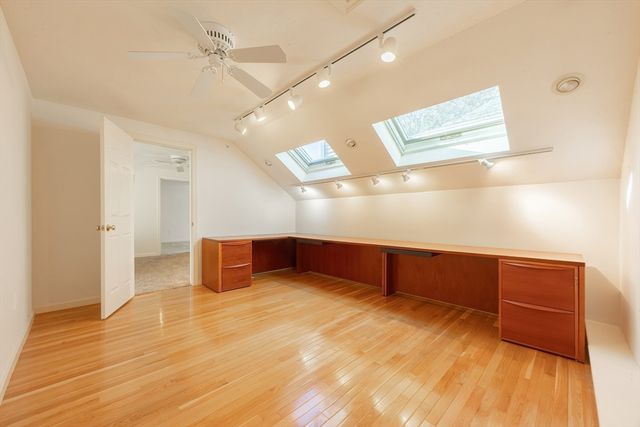 94 Pine Hill 94, Mashpee, MA 02649