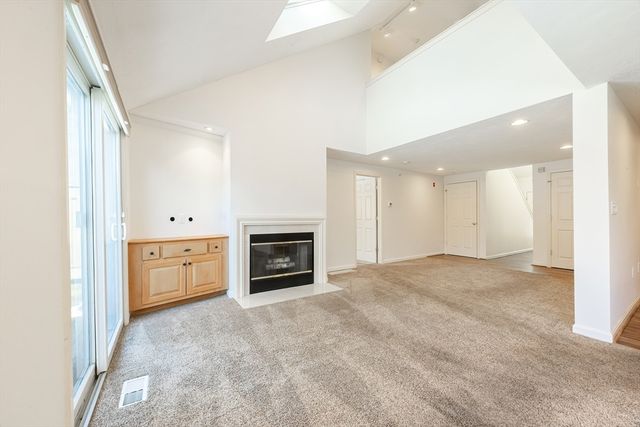 94 Pine Hill 94, Mashpee, MA 02649