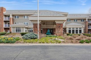801 N McLean Boulevard 140, Elgin, IL 60123
