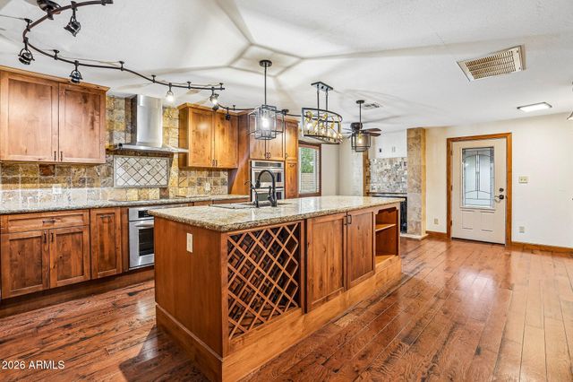 12103 S TOMI Drive, Phoenix, AZ 85044