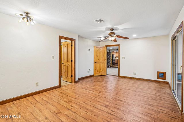 12103 S TOMI Drive, Phoenix, AZ 85044