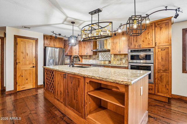 12103 S TOMI Drive, Phoenix, AZ 85044
