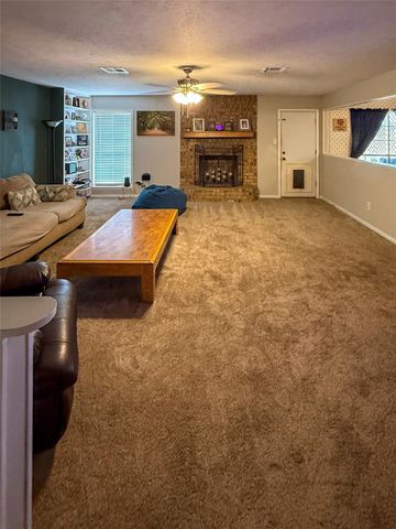 616 Lakeview Drive, Grapeland, TX 75844