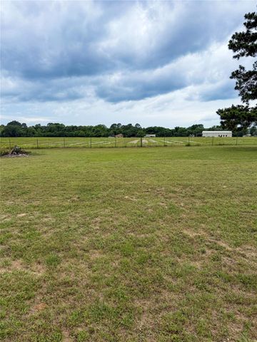 616 Lakeview Drive, Grapeland, TX 75844