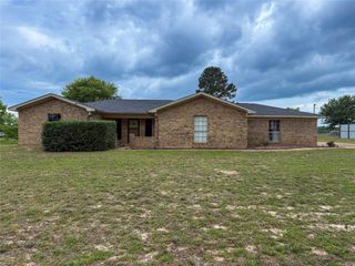 616 Lakeview Drive, Grapeland, TX 75844