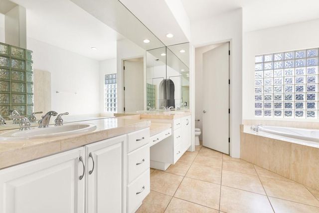 14 Collegiate Circle, Rancho Mirage, CA 92270