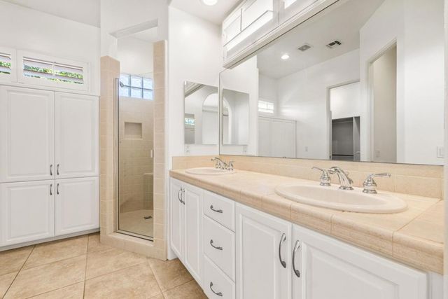 14 Collegiate Circle, Rancho Mirage, CA 92270