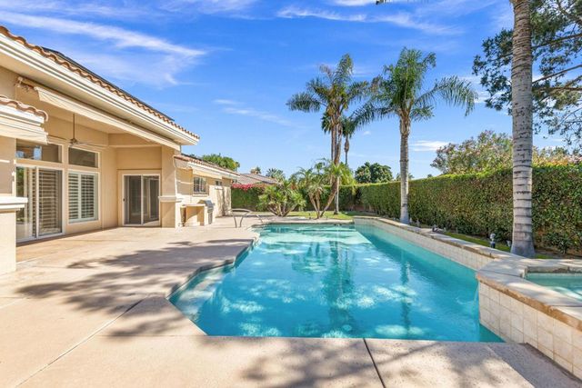 14 Collegiate Circle, Rancho Mirage, CA 92270