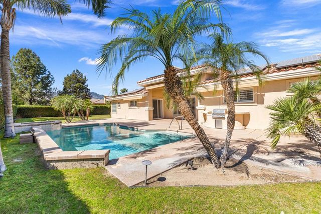 14 Collegiate Circle, Rancho Mirage, CA 92270