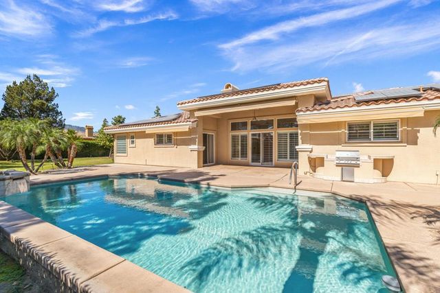 14 Collegiate Circle, Rancho Mirage, CA 92270