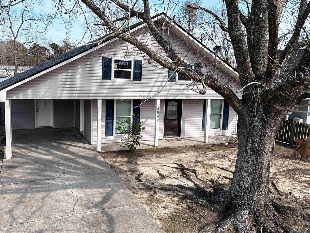 8849 SW Asphodel St, Denham Springs, LA 70726