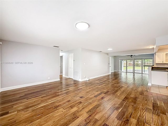 4330 SW 7th St, Plantation, FL 33317