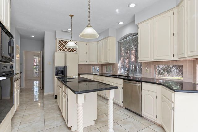 2027 Richland Ct Court, Sugar Land, TX 77478