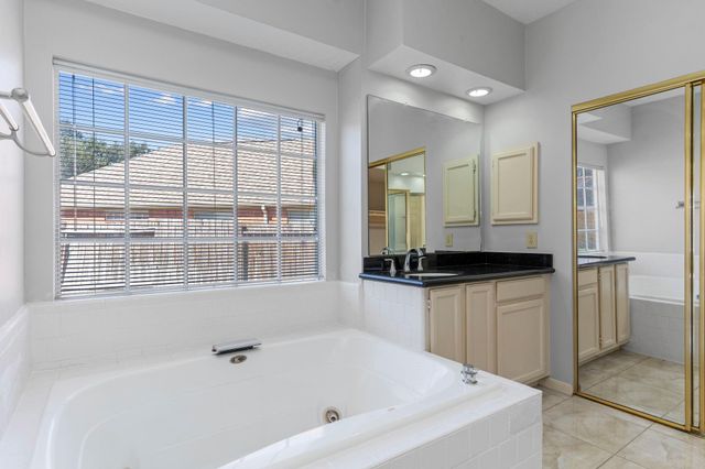 2027 Richland Ct Court, Sugar Land, TX 77478