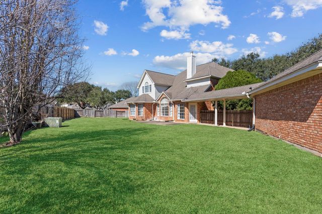 2027 Richland Ct Court, Sugar Land, TX 77478