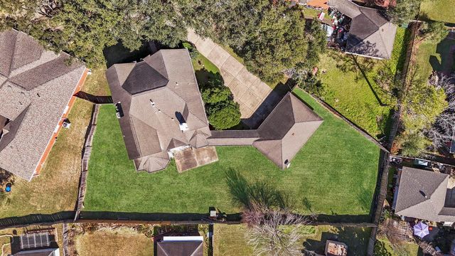 2027 Richland Ct Court, Sugar Land, TX 77478