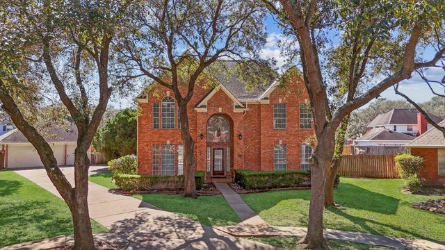 2027 Richland Ct Court, Sugar Land, TX 77478