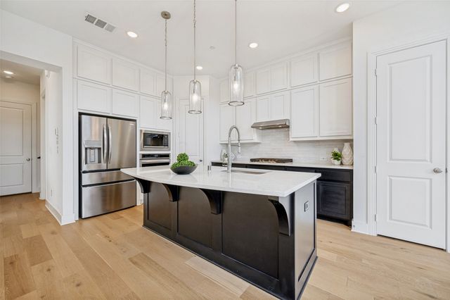 8117 Yellow Brick Pass, Mckinney, TX 75071