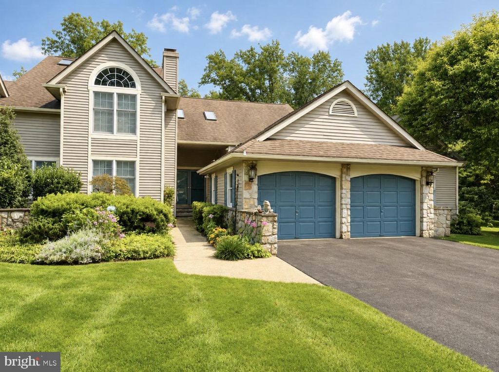 1785 OAK HILL DR, HUNTINGDON VALLEY, PA 19006 — exterior