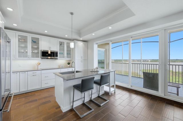 10510 BOARDWALK LOOP 602, Lakewood Ranch, FL 34202