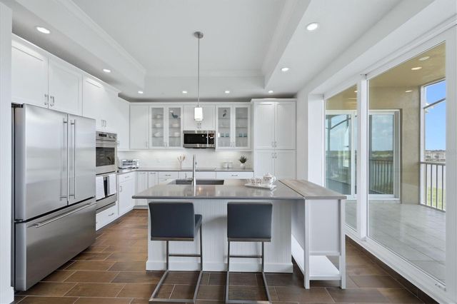 10510 BOARDWALK LOOP 602, Lakewood Ranch, FL 34202