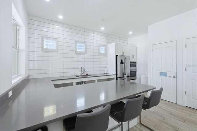 10510 BOARDWALK LOOP 602, Lakewood Ranch, FL 34202