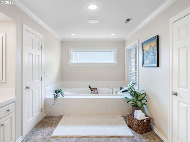 10645 Sw MEIER Dr, Tualatin, OR 97062