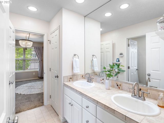 10645 Sw MEIER Dr, Tualatin, OR 97062
