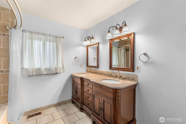 7716 304th Street E, Graham, WA 98338