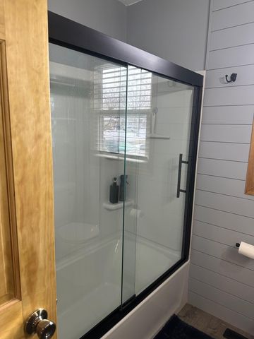 1302 10th Avenue NE, Brainerd, MN 56401