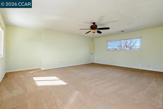 1560 1560 Ayers Rd, Concord, CA 94521