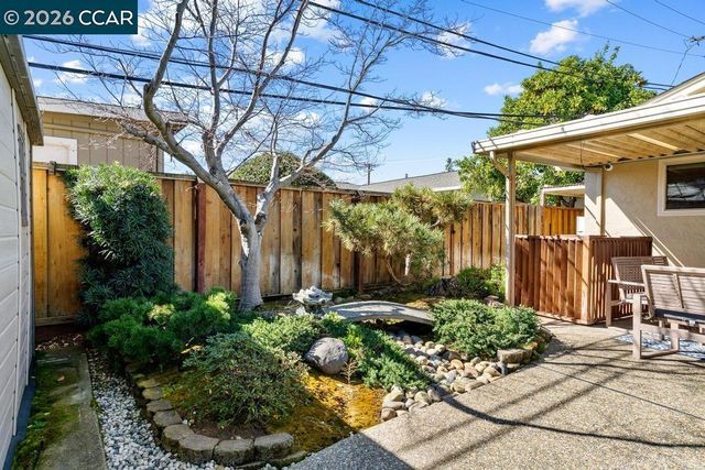 1560 1560 Ayers Rd, Concord, CA 94521