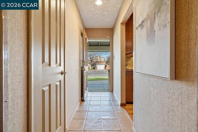 1560 1560 Ayers Rd, Concord, CA 94521