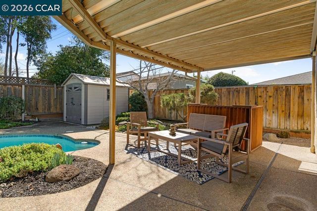 1560 1560 Ayers Rd, Concord, CA 94521