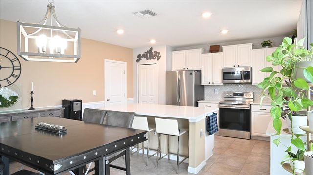 10509 CARLOWAY HILLS DRIVE, Wimauma, FL 33598
